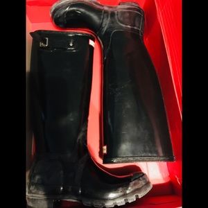 Almost New Hunter Boots